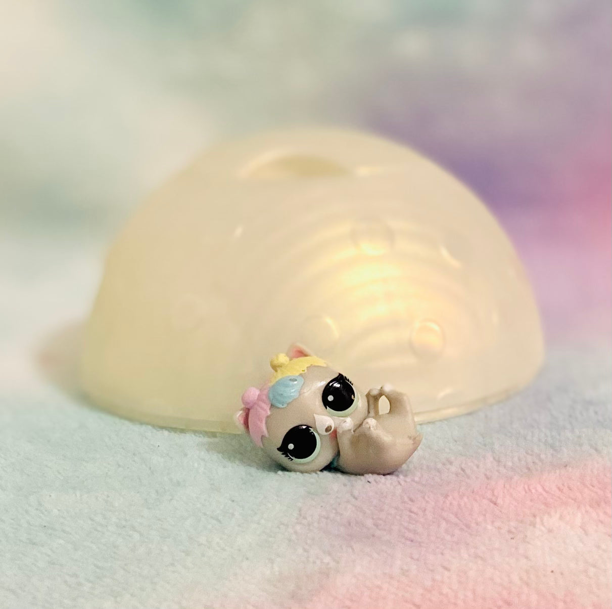 Bon Bon Meow LOL Surprise Eye Spy Series Biggie Pets Cosplay Club