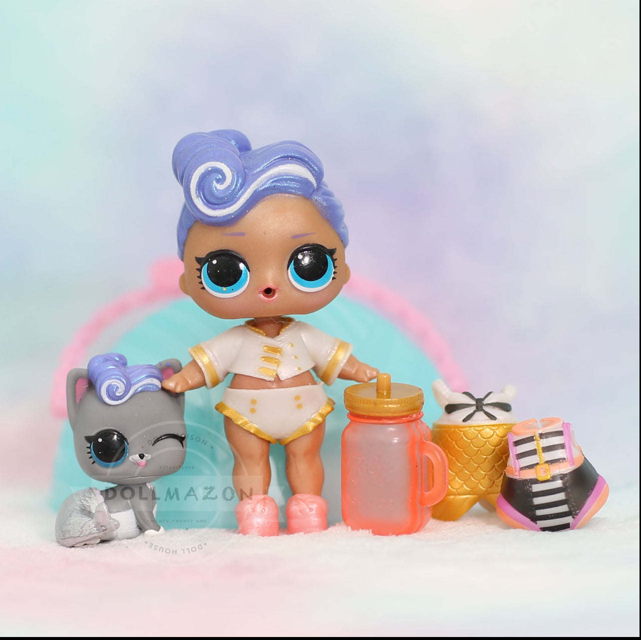Bubbly Surprise Orange with Exclusive Doll Captain Q.T w/o Pet L.O.L. Surprise! Limited Edition SE-004