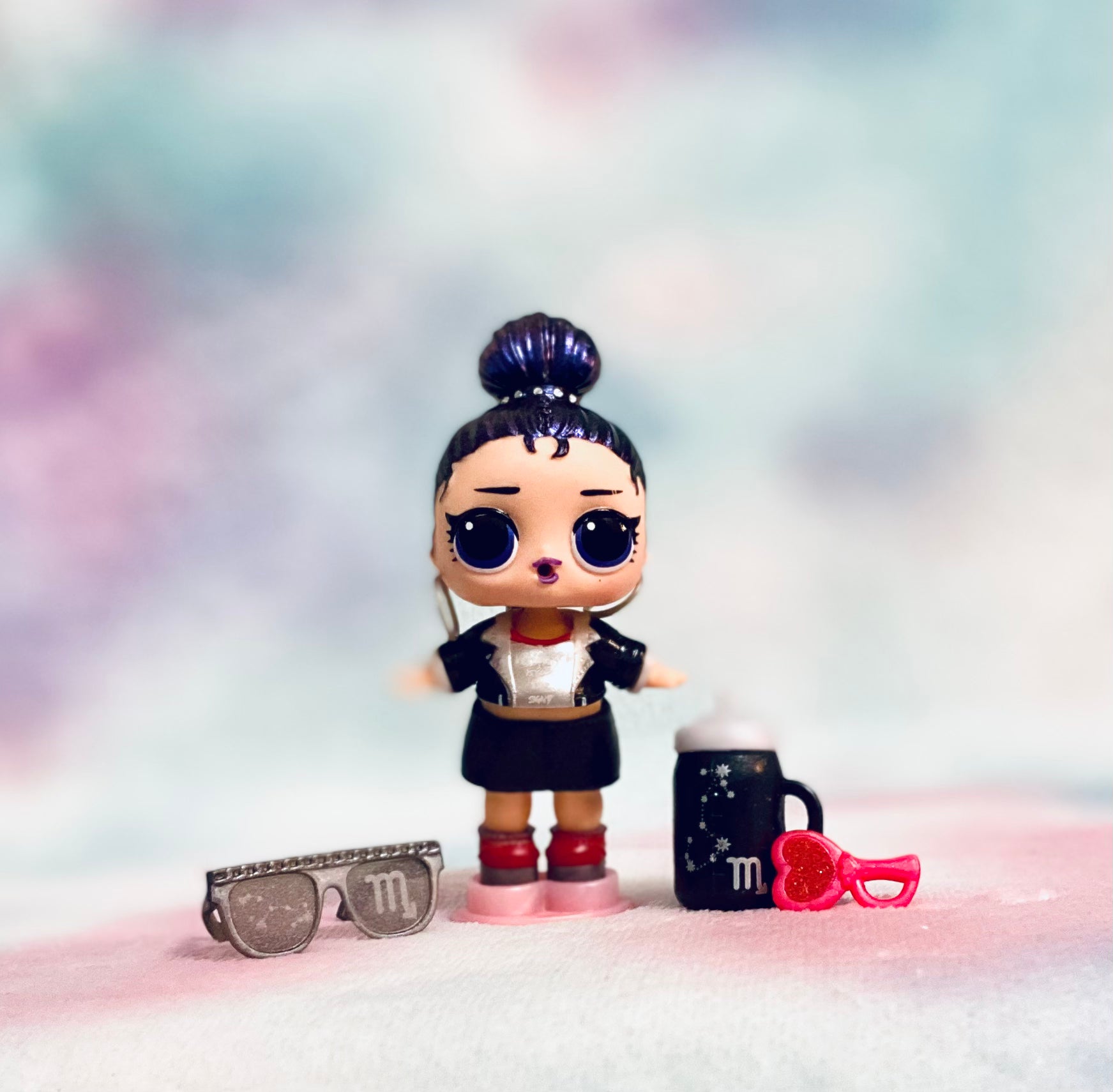 Sting Grrrl L.O.L. Surprise Present Surprise Series 2 PS 211