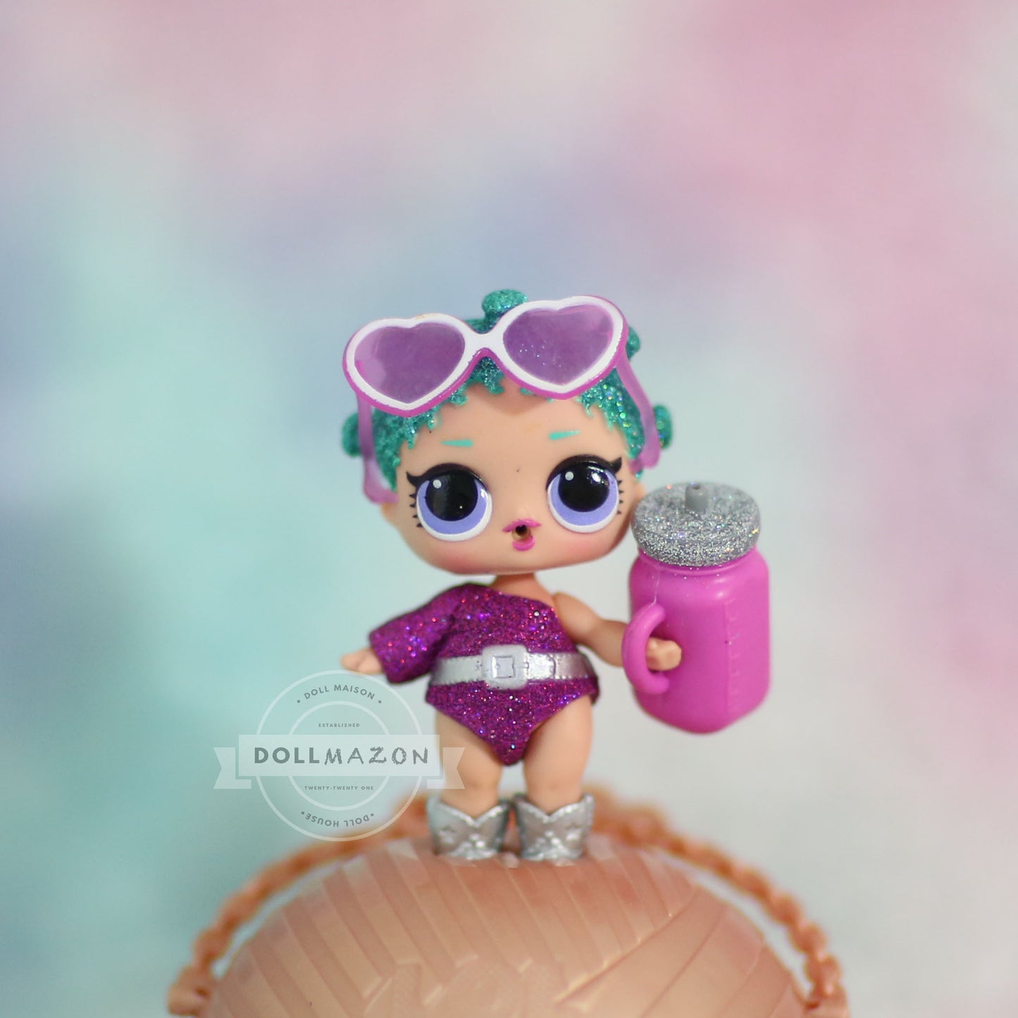 Cosmic Queen LOL Surprise Doll Series 1 The Glitterati (1-004) RARE