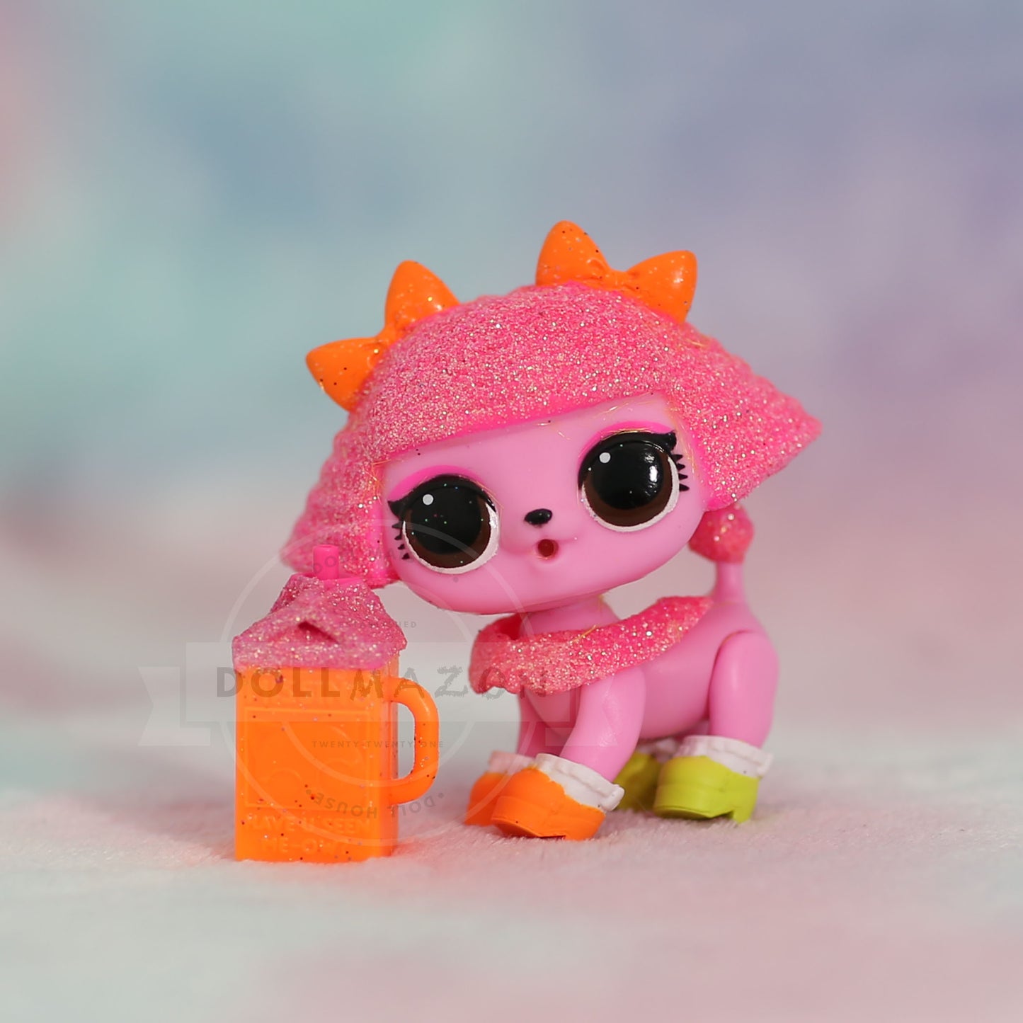 Glitter Poodle Pup LOL Surprise Fuzzy Pets Glitter Queen The Glitterati (M-038)