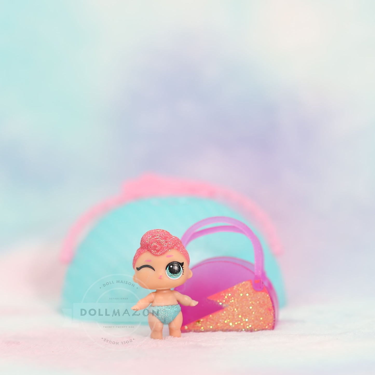 Stardust with Little Sister L.O.L. Surprise! Color Changer Limited Edition Glitterati Ultra-Rare S-002