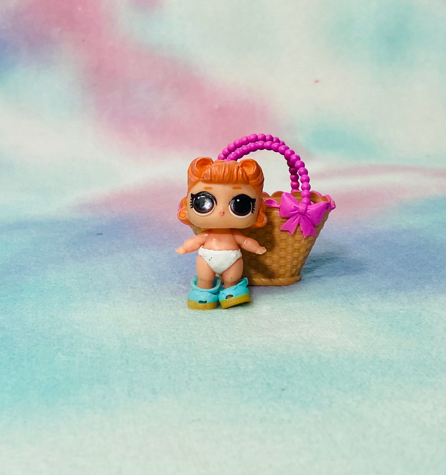Lil Jitterbug LOL Surprise Doll Series 2 Retro Club (2-080)