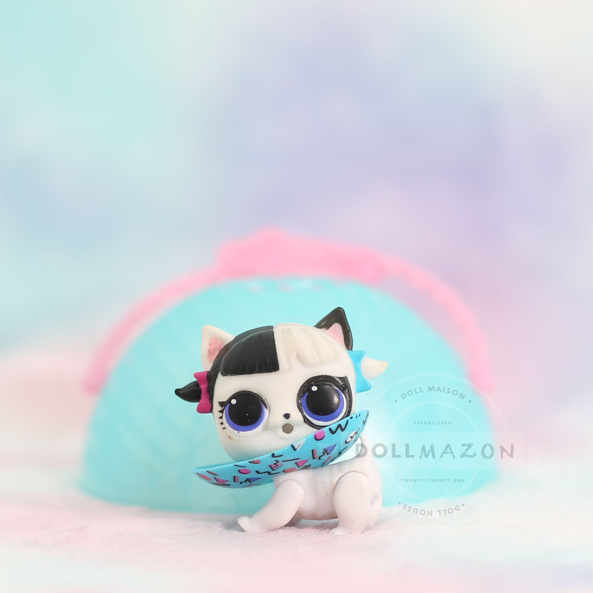 Girl Next Door L.O.L. Surprise! Limited Edition SE-011